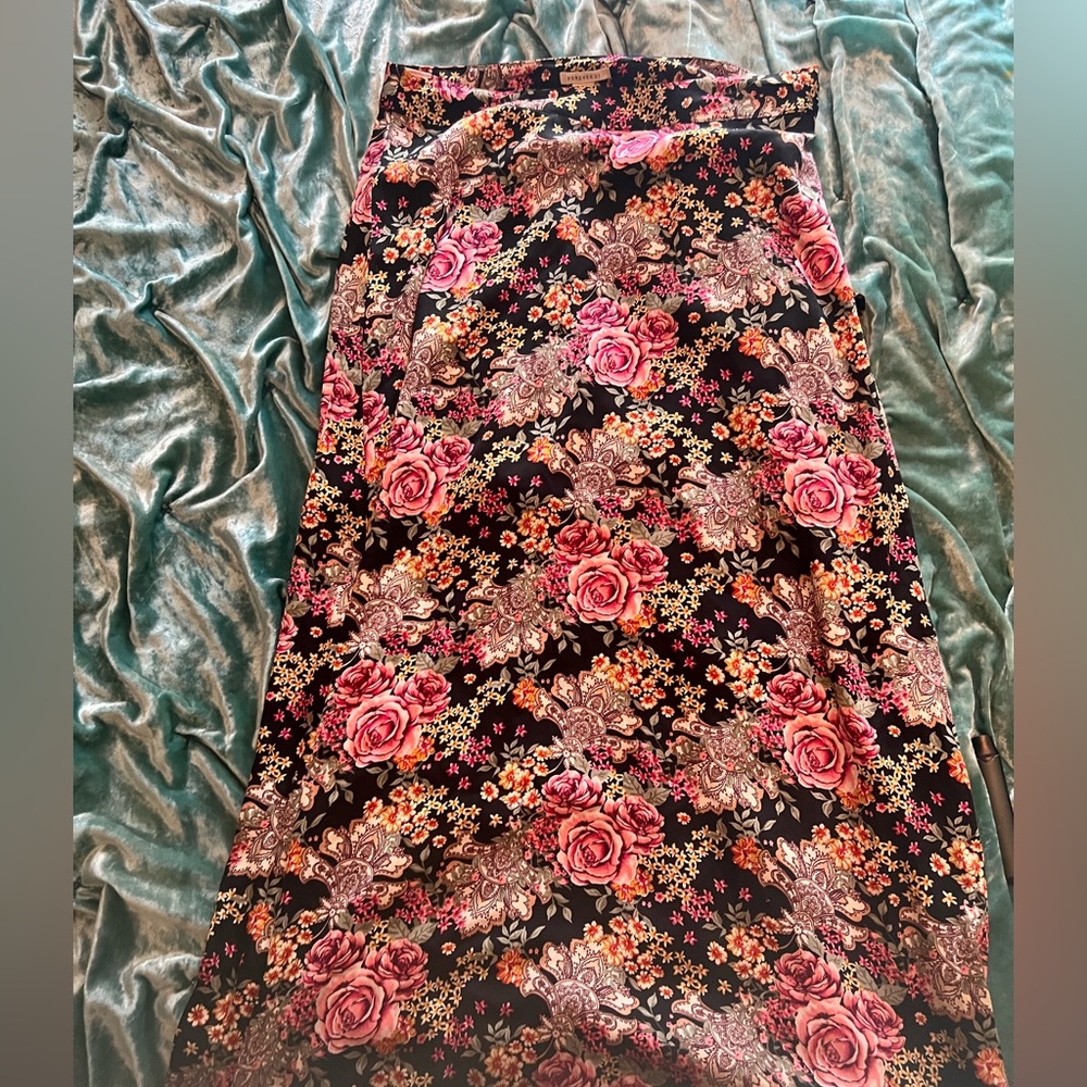 Forever 21 Midi/Maxi Silk Skirt